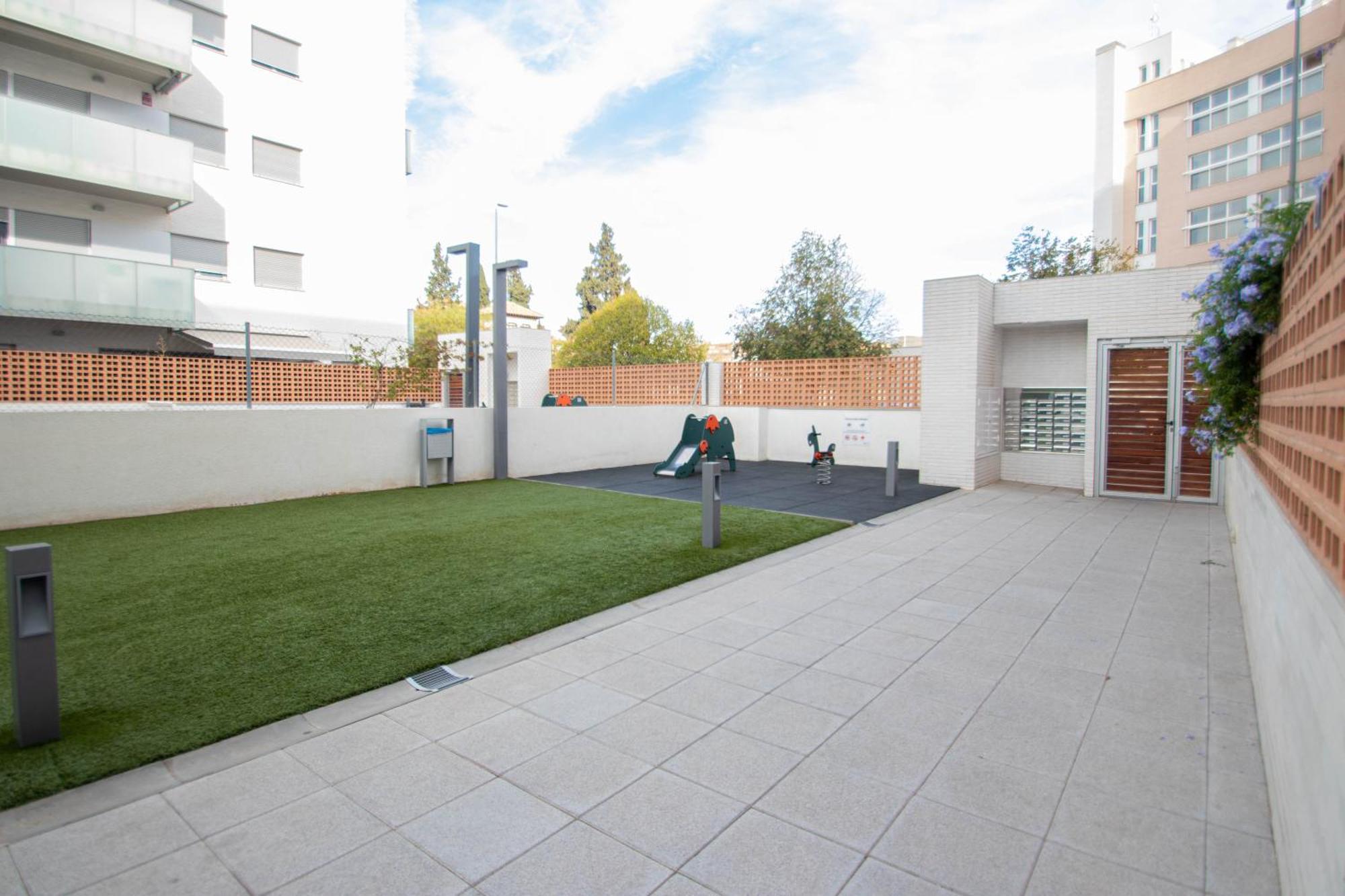 Ciencias Forum 2 Apartment Granada Ngoại thất bức ảnh